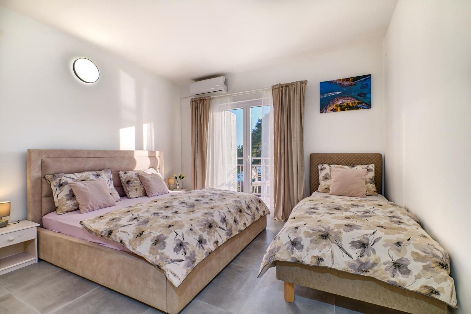 Calma Sea View Rooms Mali Lošinj Eksteriør bilde