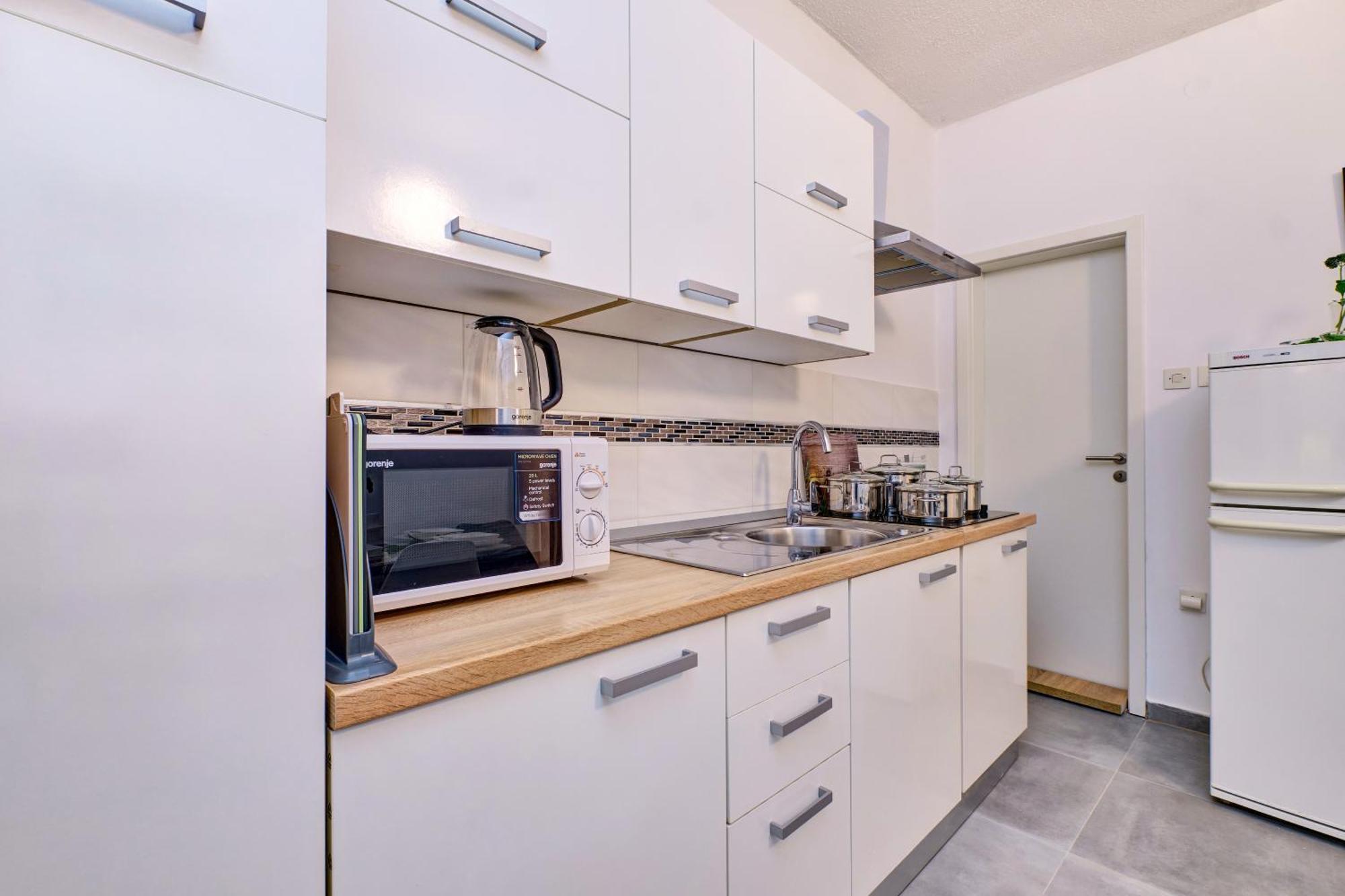 Calma Sea View Rooms Mali Lošinj Eksteriør bilde